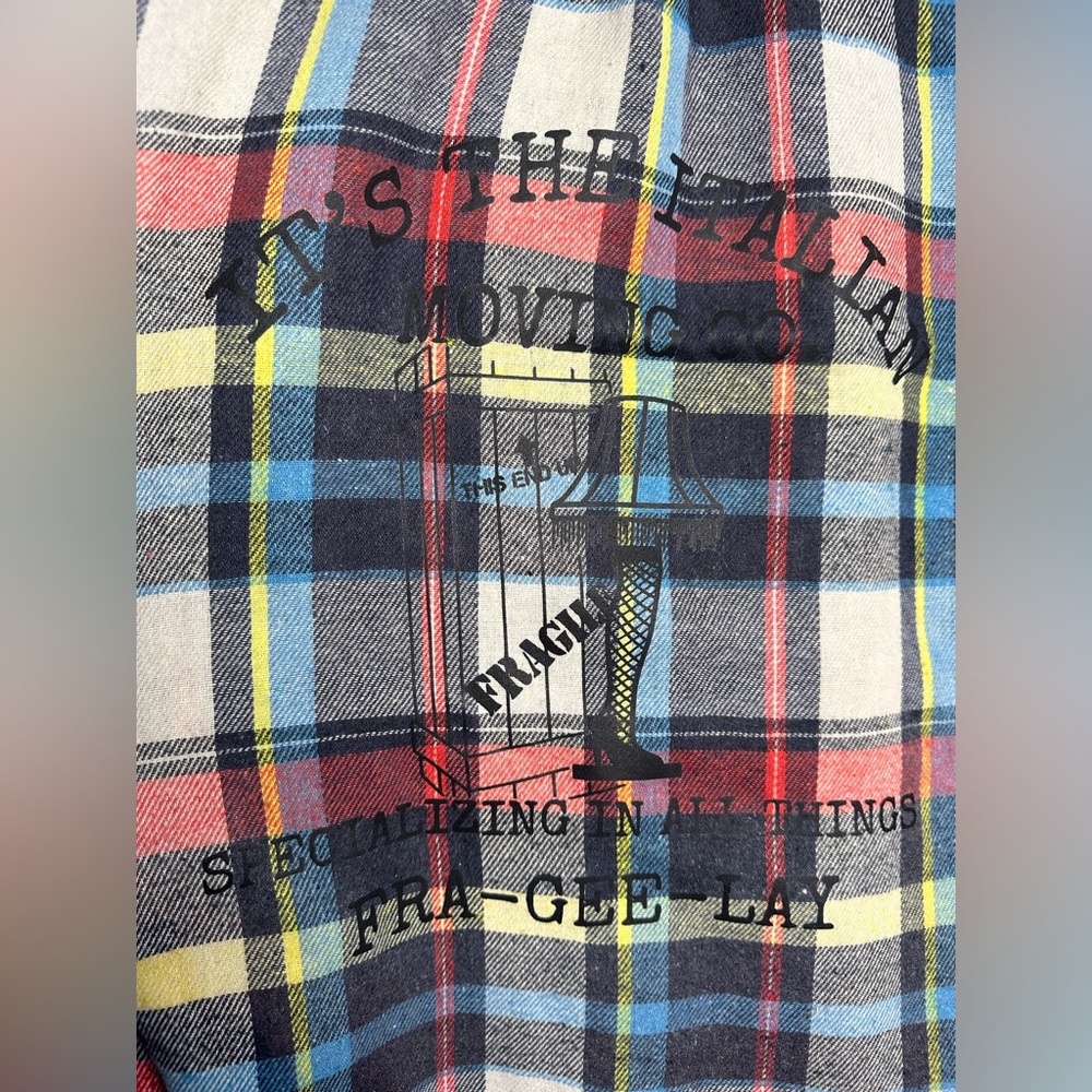 Christmas flannel. Men’s size medium - Picture 7 of 8